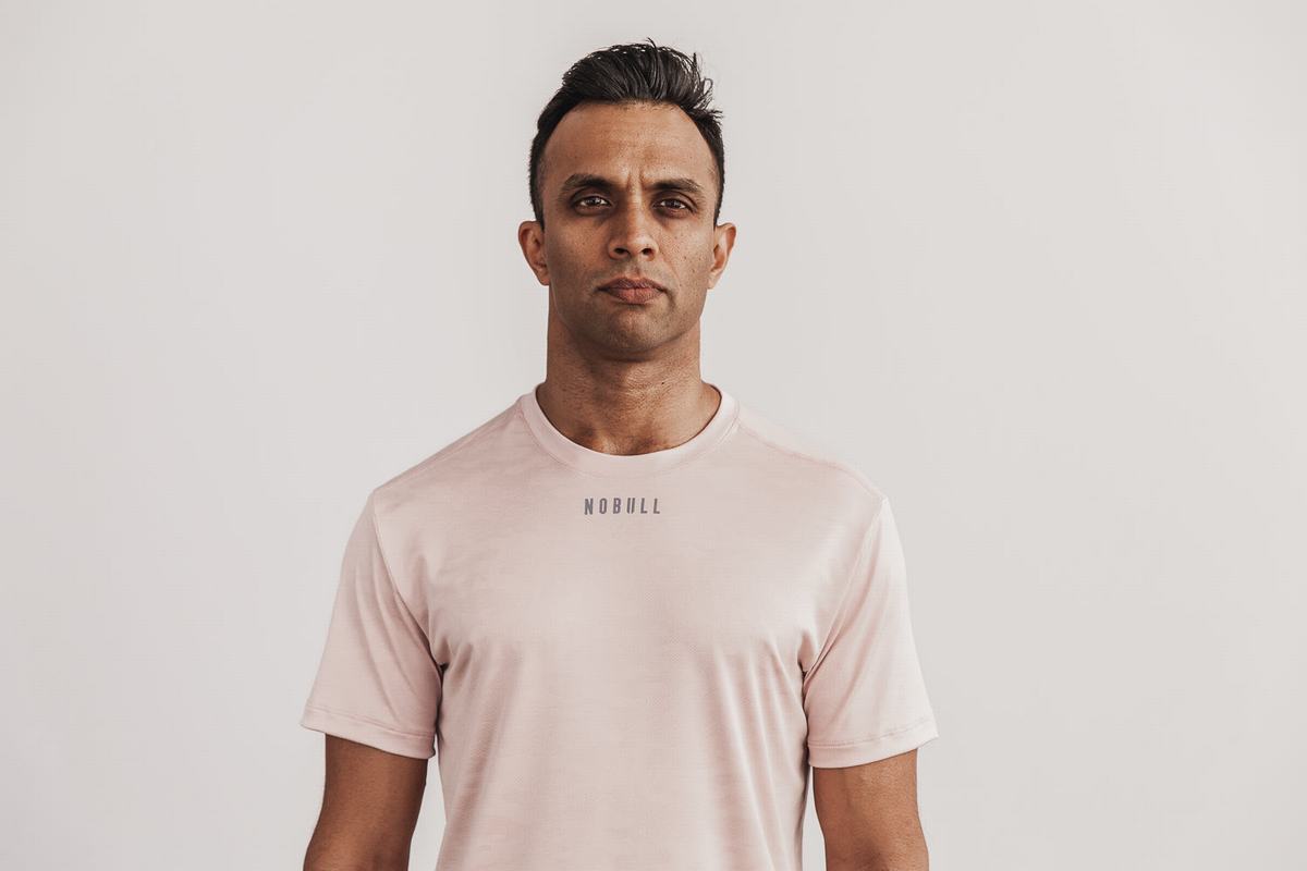 Nobull Lightweight Textured Men's T Shirts Rose Camo | Australia (FY7195)